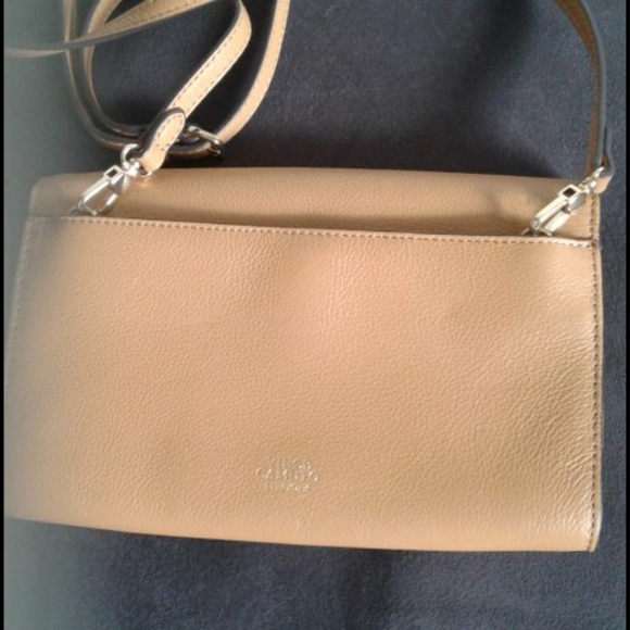 Vince Camuto Bags Vince Camuto Tan Leather Crossbody Bag Poshmark